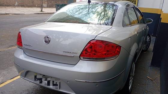FIAT LINEA 1.8 ABSOLUTE 16V FLEX 4P AUTOMATIZADO